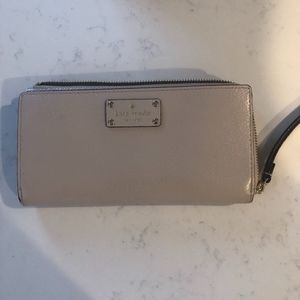Kate Spade Nude Wristlet
